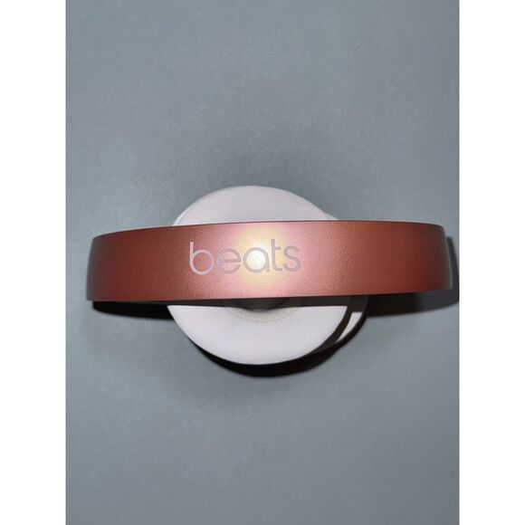 Beats Solo3 Wireless On-Ear Headphones - Rose Gold - Picture 3 of 7